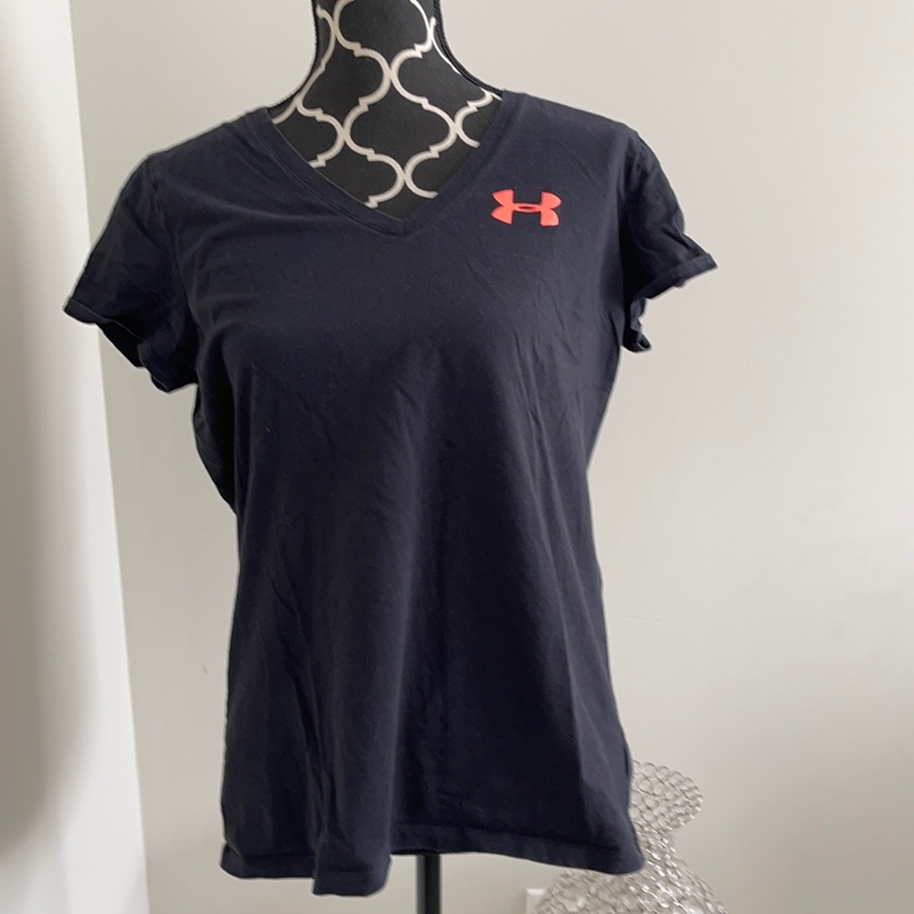 Semi fitted short sleeve T-shirt